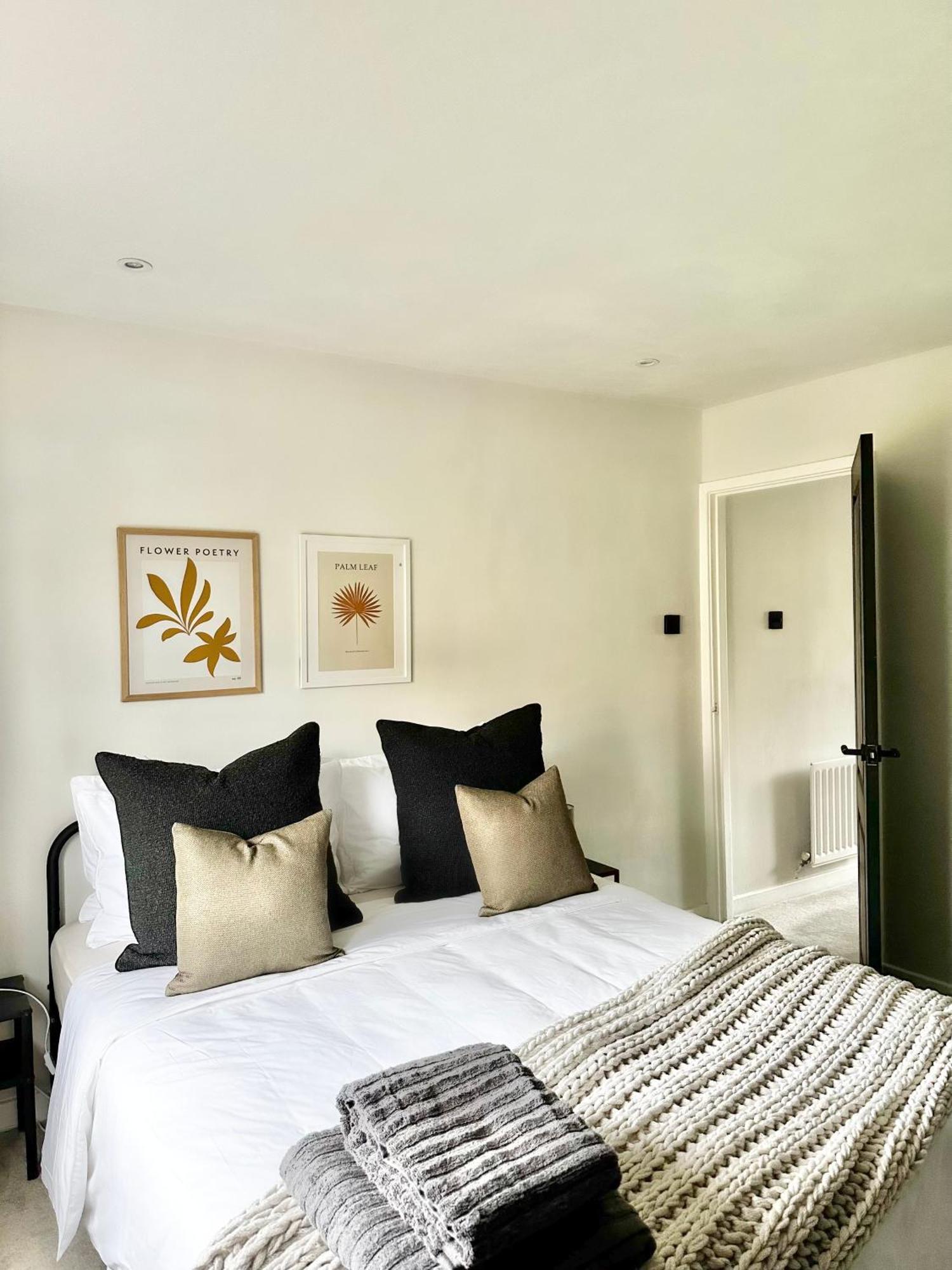 Canal Mews - 1 Min From Trafford Centre And 2 Min M60! Manchester