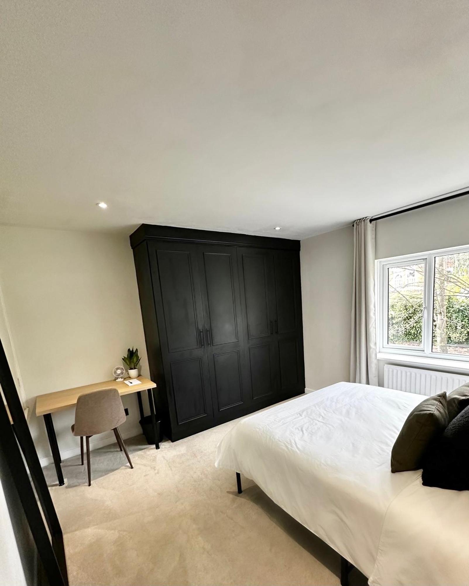 Canal Mews - 1 Min From Trafford Centre And 2 Min M60! Manchester