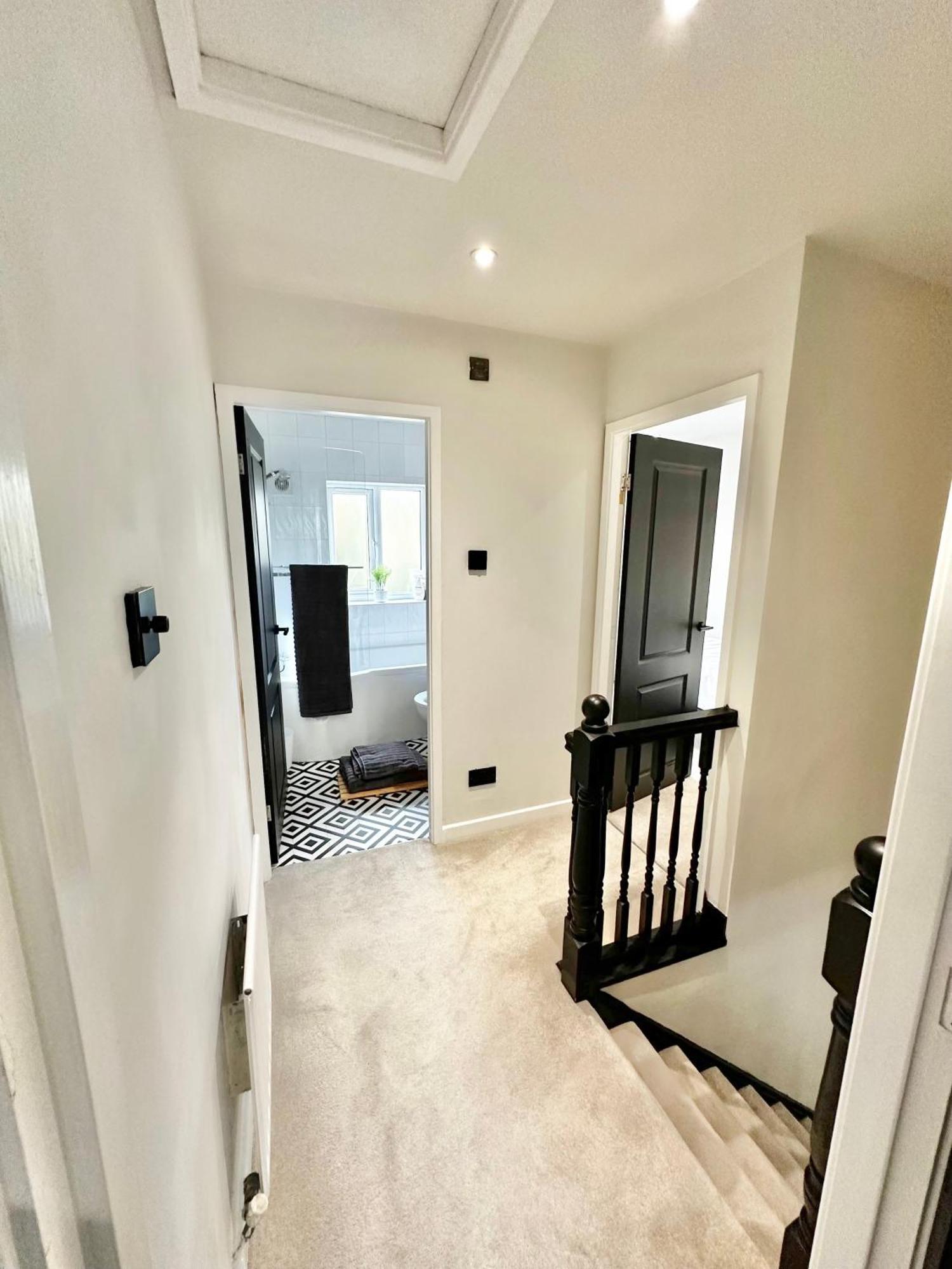 Canal Mews - 1 Min From Trafford Centre And 2 Min M60!